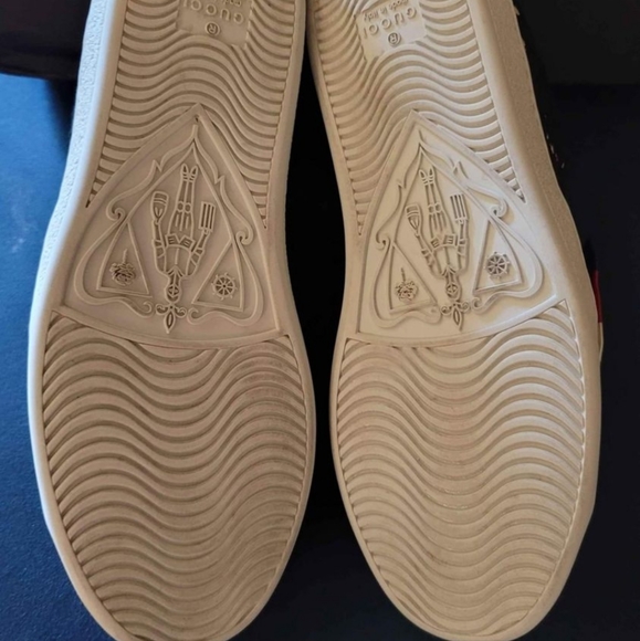 Authentic 💯% Gucci ace with sylvie web - Picture 4 of 5